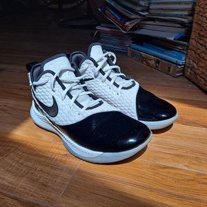NIKE LeBron Witness 3 PRM